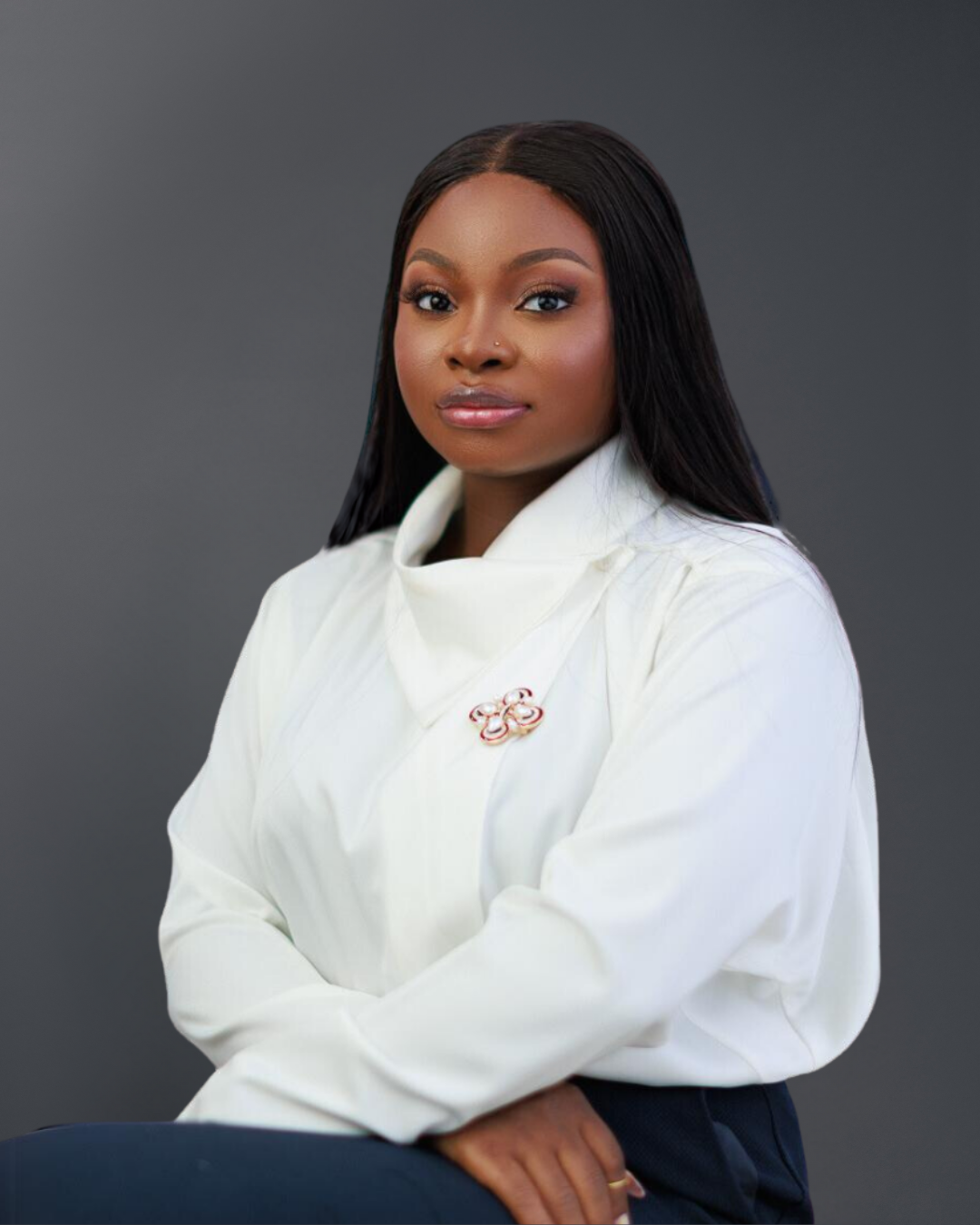 Lola Alaka_Senior Client Success Manager (Compant formation)